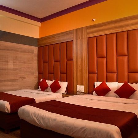 Sree Varada International جوكارنا المظهر الخارجي الصورة